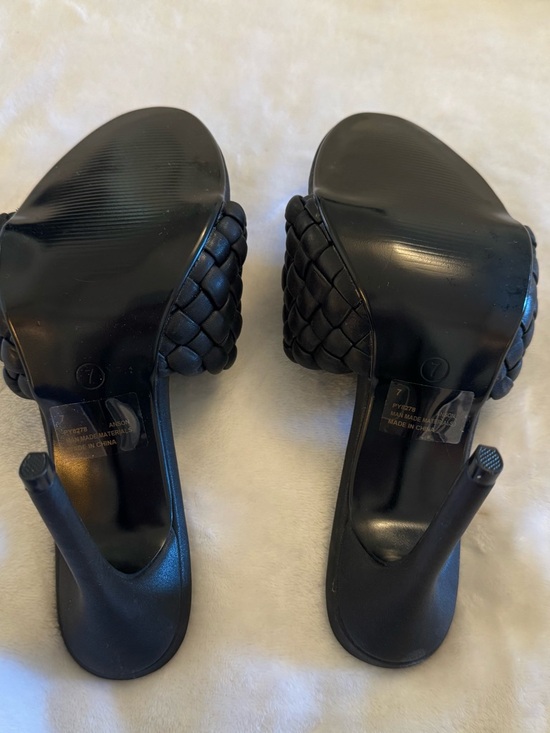 Cape Robbin Black Braided Slide Mules Size 7 - Picture 3 of 5